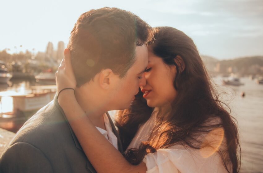  Зошто бакнувањето е толку важно за врската, посебно за бракот