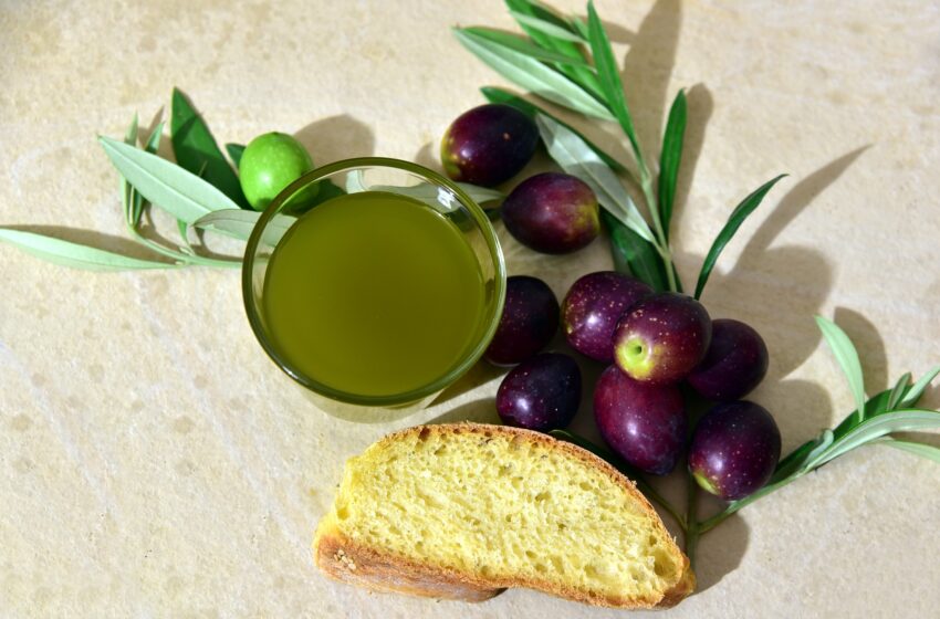  Ослабнете ефикасно и здраво, со ладно цедено екстрадевствено маслиново масло